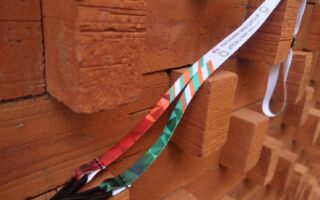 ตัวอย่างสายคล้องแมกส์พิมพ์ดีไซน์ Rocket Lanyard ออกแบบให้ฟรี