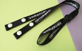 สายคล้องแมสก์พิมพ์โลโก้